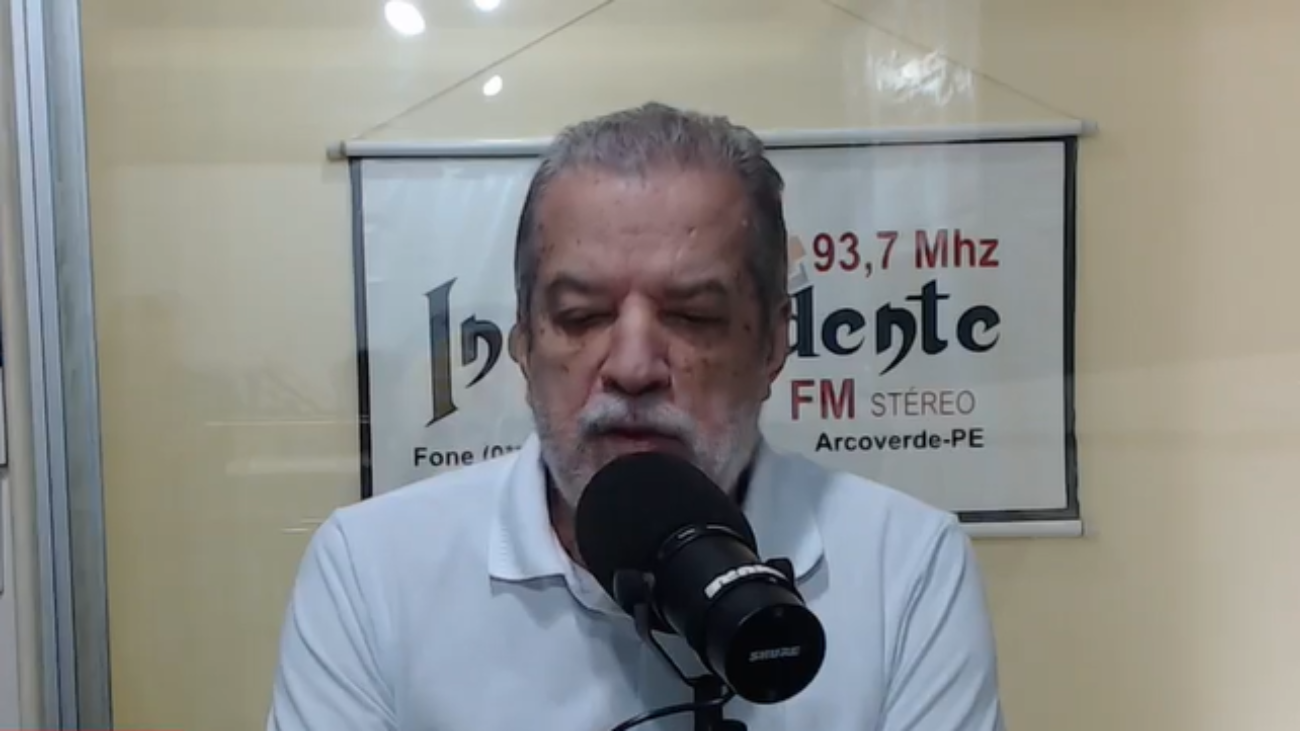 Arcoverde: rádio rebate prefeito