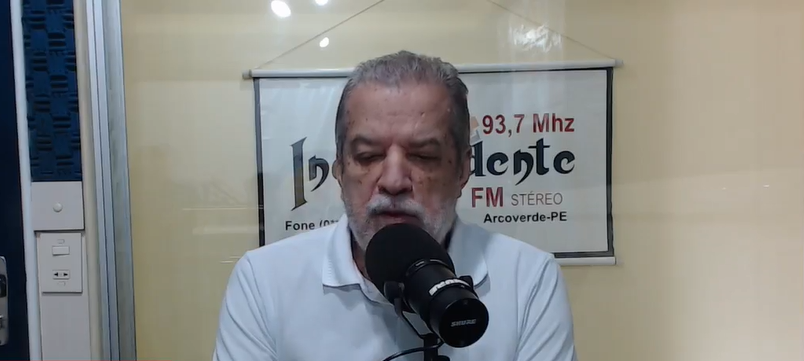 Arcoverde: rádio rebate prefeito