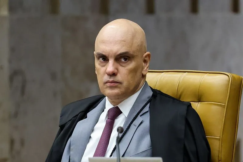 Moraes passou a ser monitorado