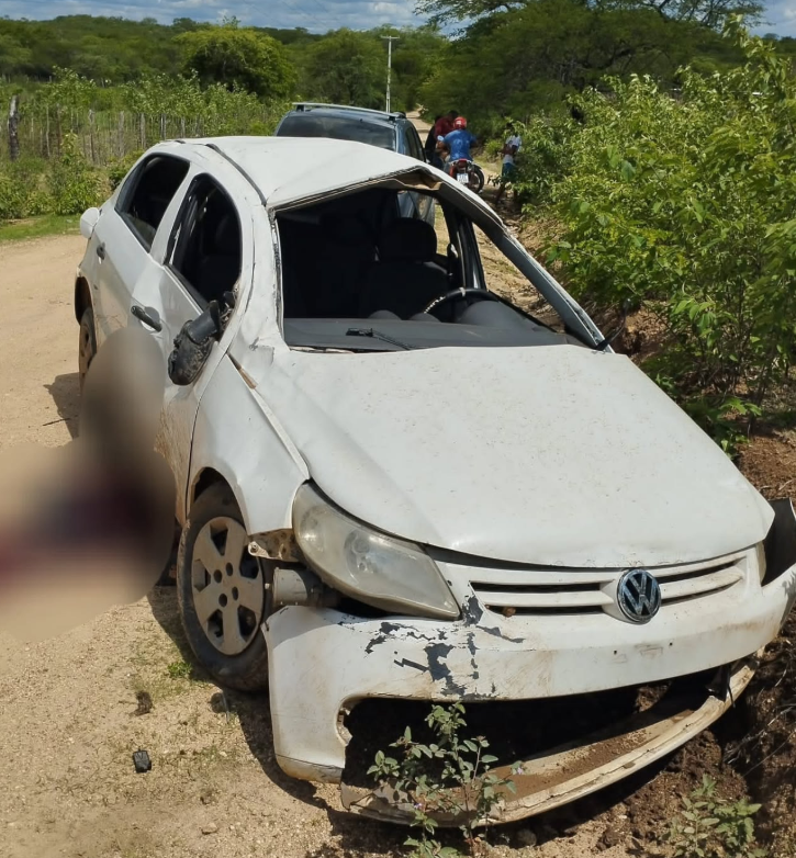 Adolescente morre em acidente em Sertânia