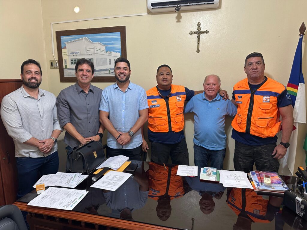 Prefeito de Iguaracy Recebe Defesa Civil