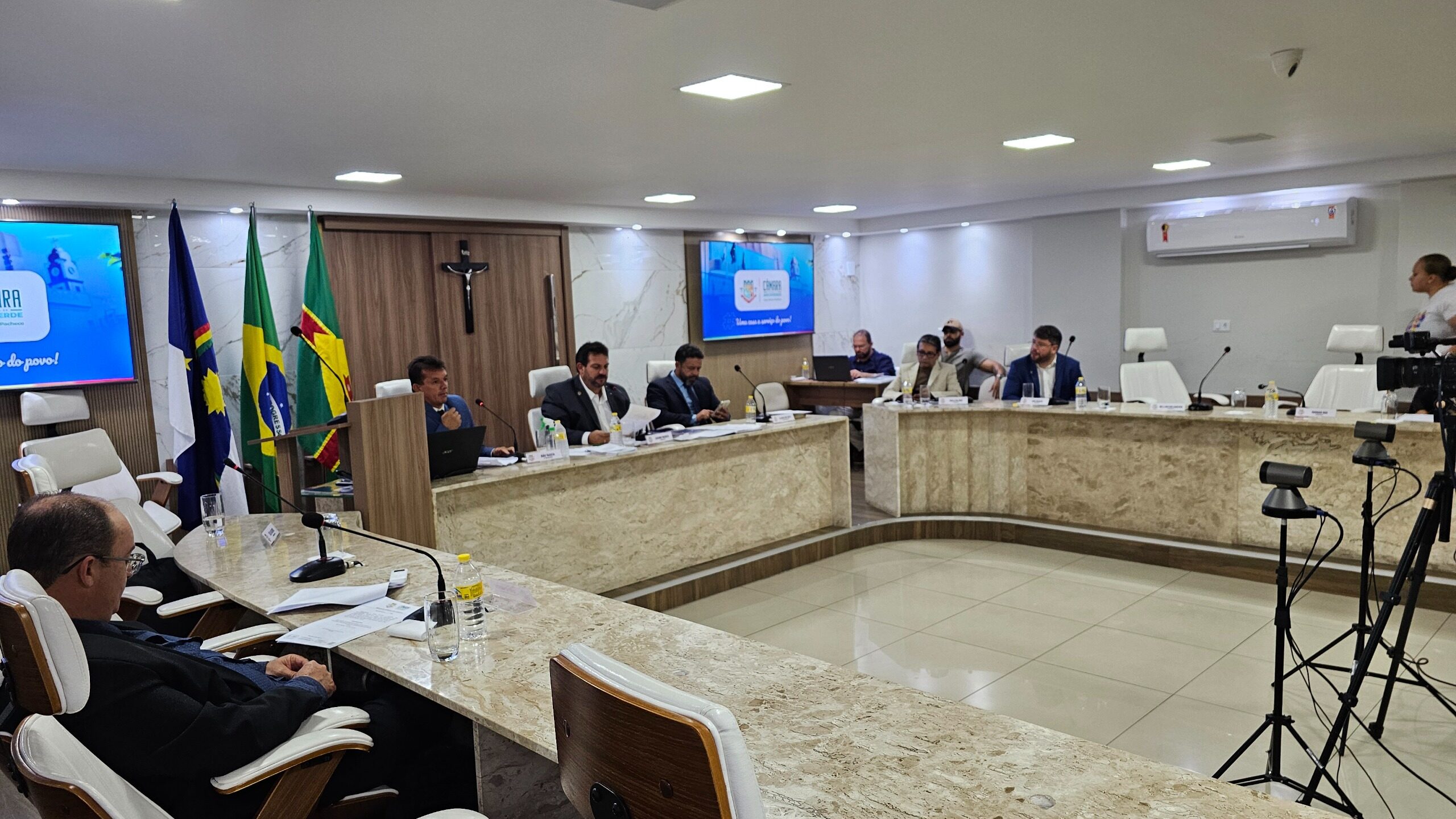 Câmara de Vereadores de Arcoverde aprova pacote de incentivos para atrair empresas à cidade