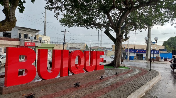 Contratos por inexigibilidade suspeitos em Buíque