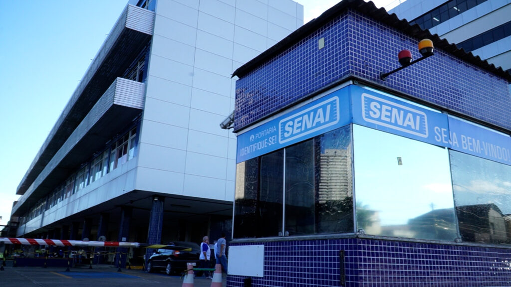 Senai oferece mil vagas