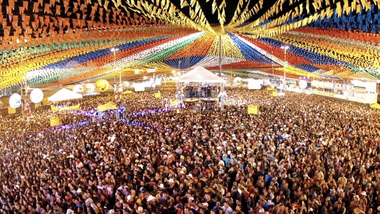 Gastos públicos de festas em Pernambuco