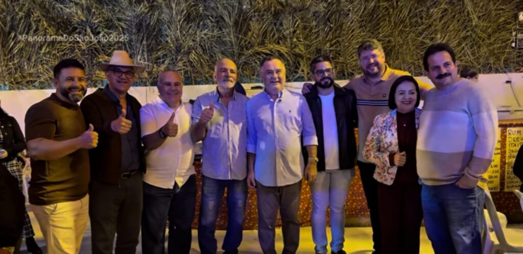 Prefeito e vereadores na festa de Santo Antônio